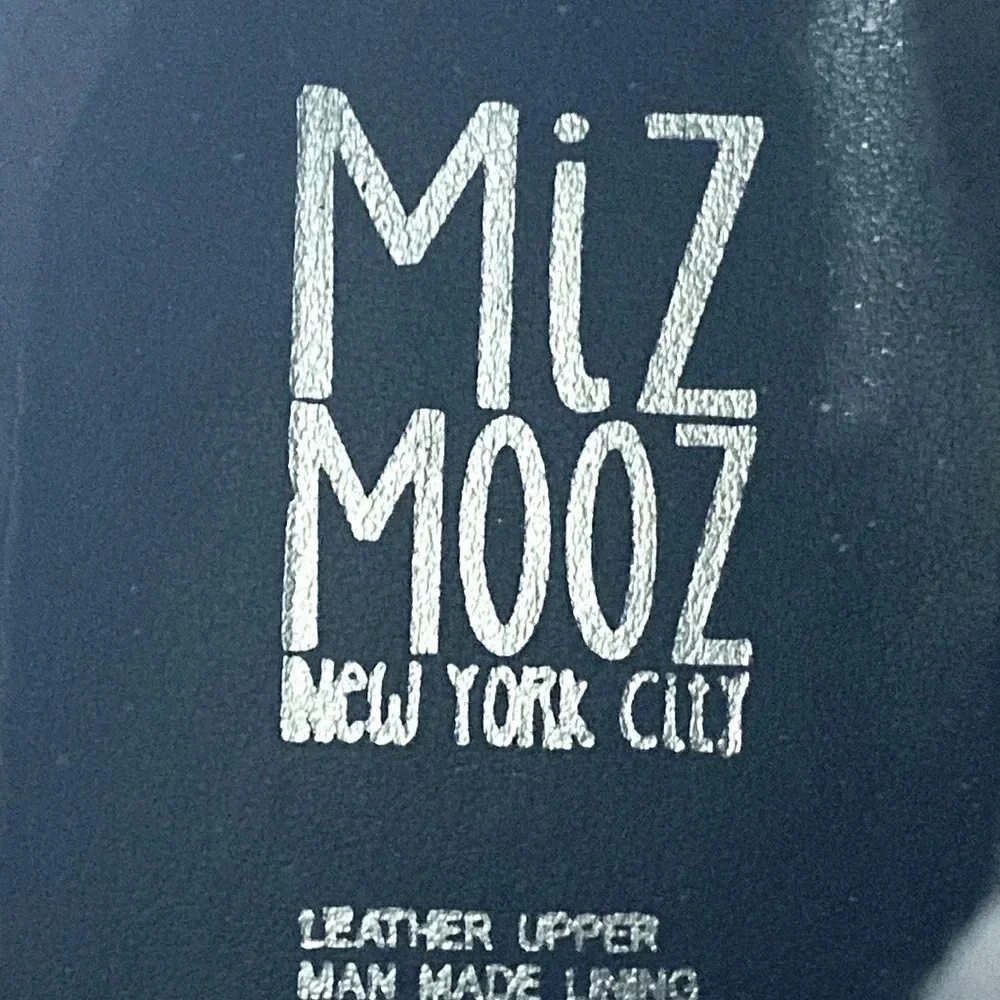 Miz Mooz miz mooz